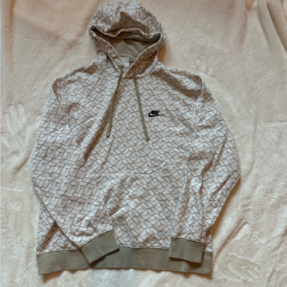 Nike Tan and White Patterned Hoodie